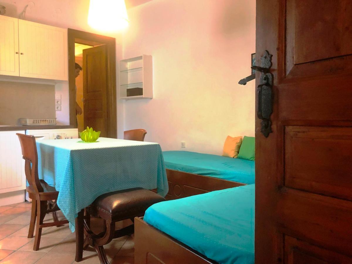 Machi'S House Aparthotel Plaka  Екстериор снимка