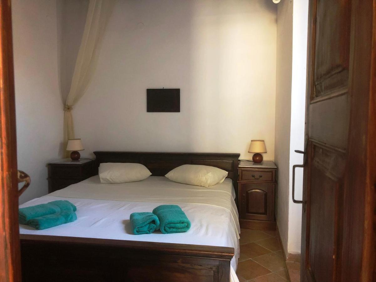 Machi'S House Aparthotel Plaka  Екстериор снимка